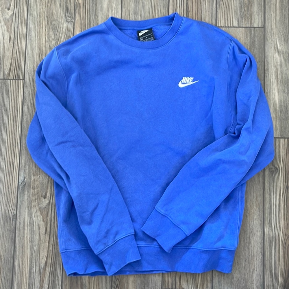 Nike crew neck sweatshirt size M